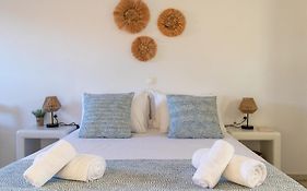 Sunny Studios Naxos